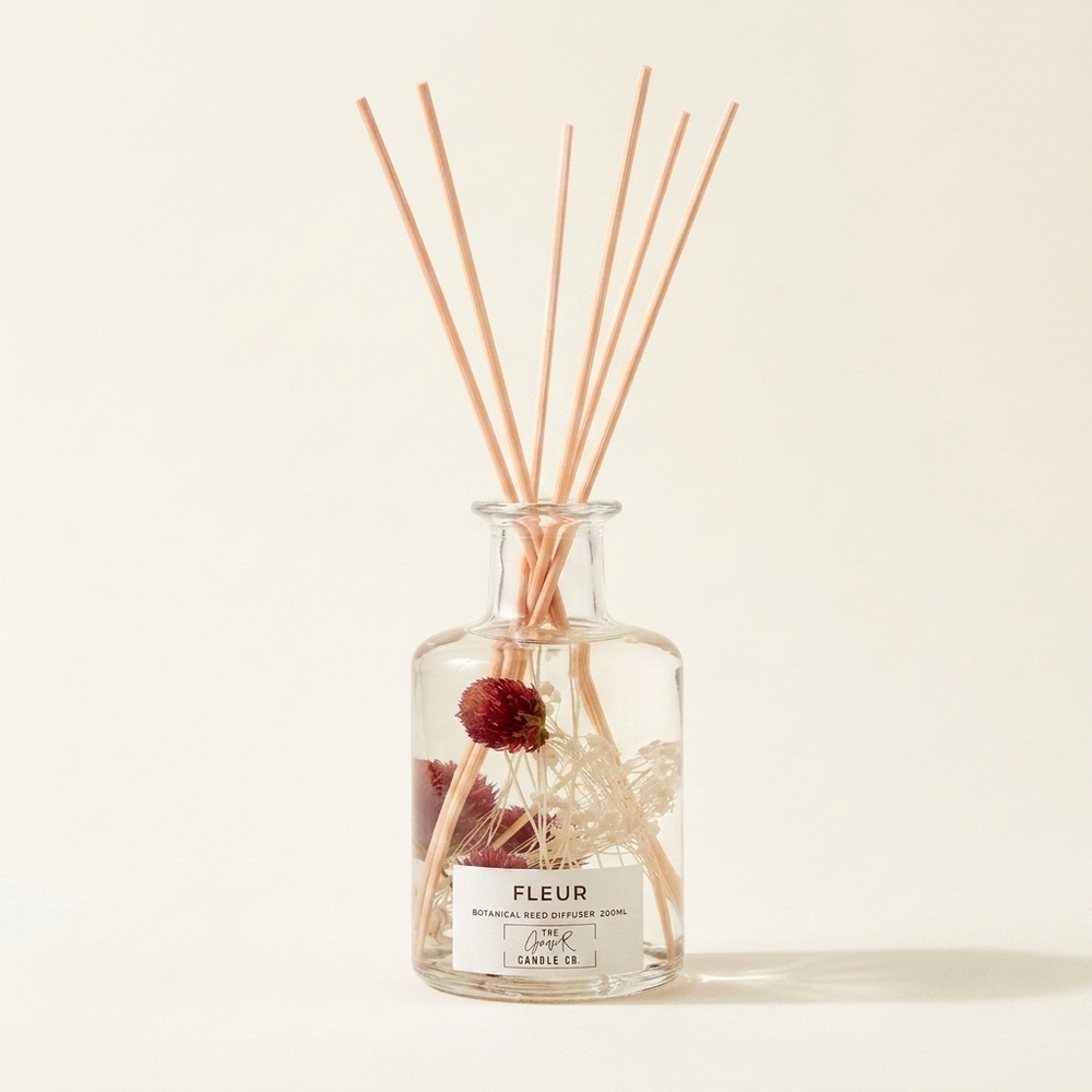 Fleur Botanical Reed Diffuser 200ml by The Gower Candle Co. with dried flowers