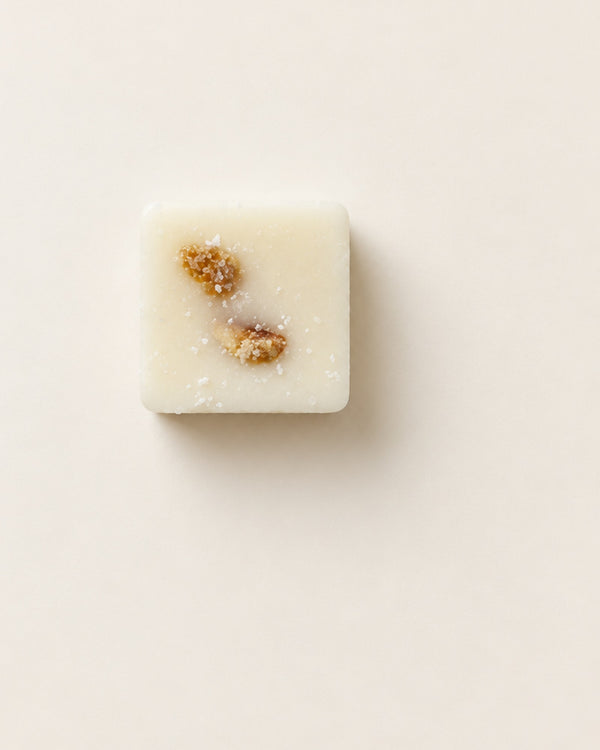 Clove Orange and Cedar Leaf botanical soy wax melt